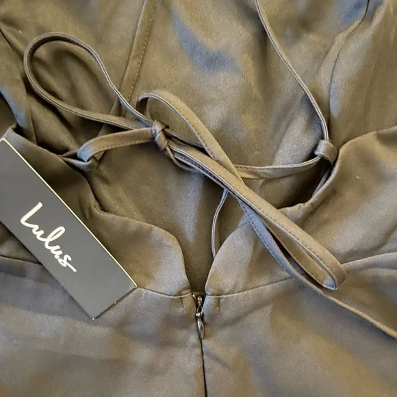 NWT Lulu’s Black Play on Curves Backless Skater Dress with Scalloped Hem, Size S - Picture 7 of 8